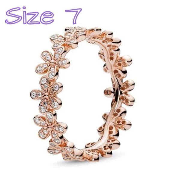 Size 7 Rose Gold Daisy Flower Crown Ring - Picture 1 of 10